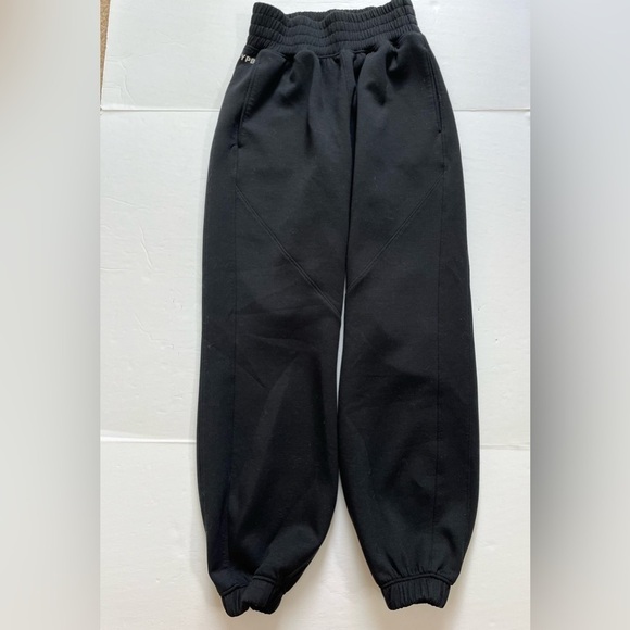 Abercrombie & Fitch Pants - YPB Your Personal Best Abercrombie Black Jogger Sweatpants Size XXS Short